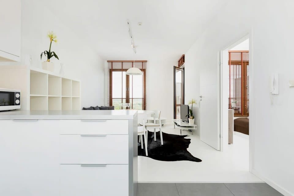 Bright, spacious apartment.