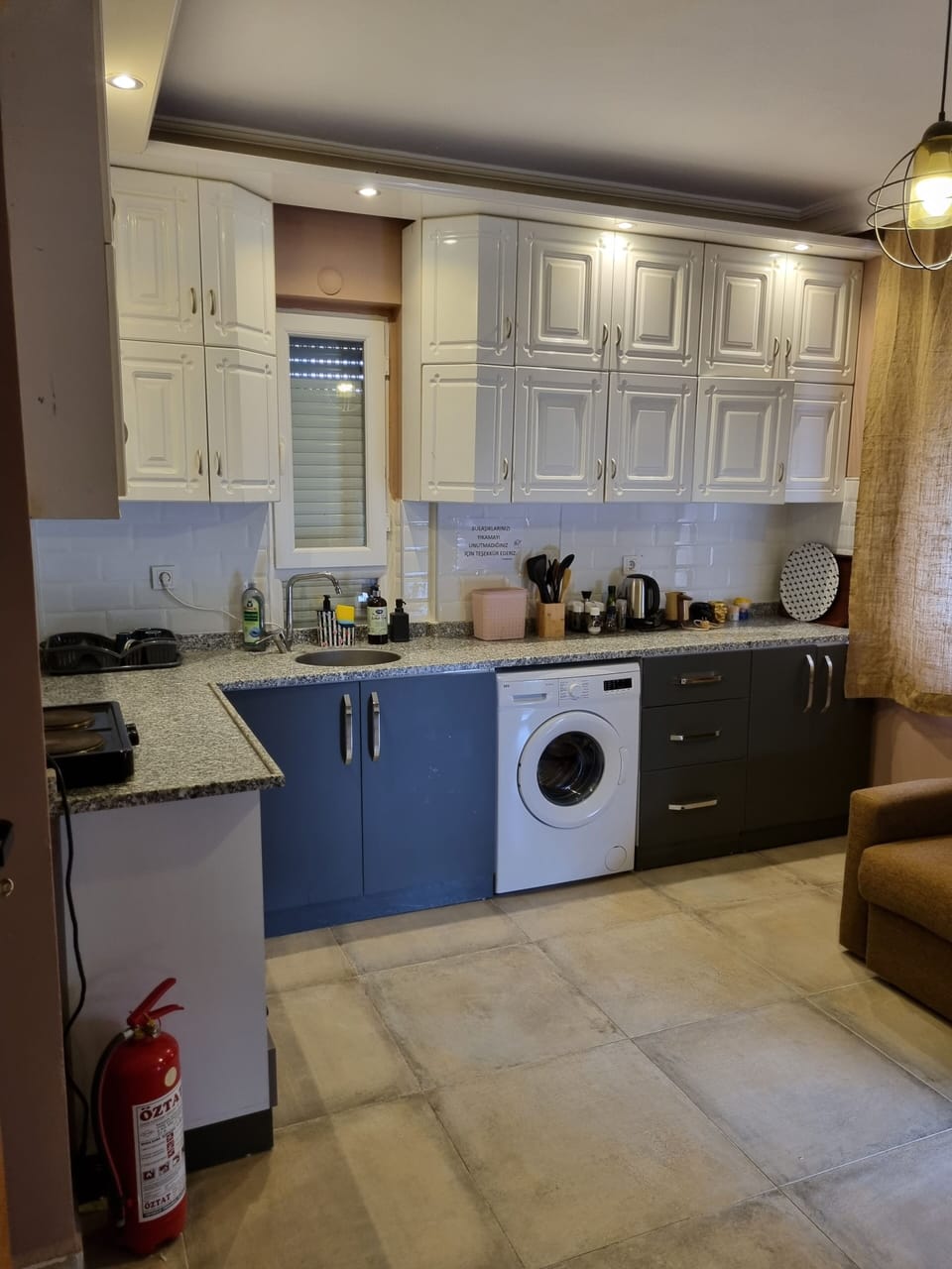 Standard Suite, Private Bathroom, Garden View | Private kitchen | Electric kettle