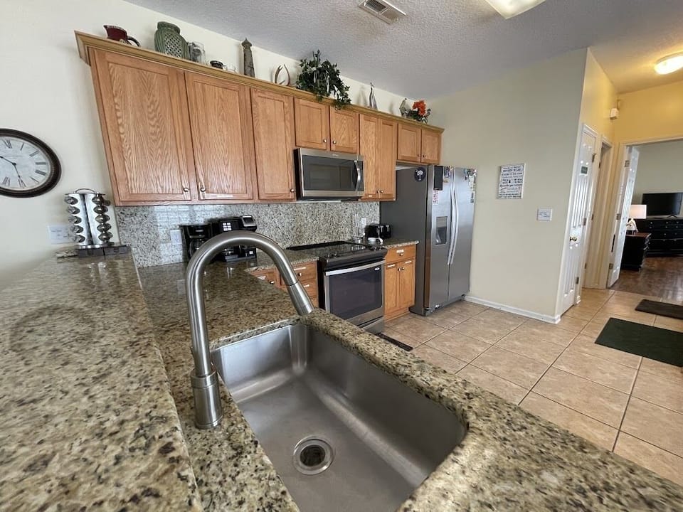 Spacious Kitchen