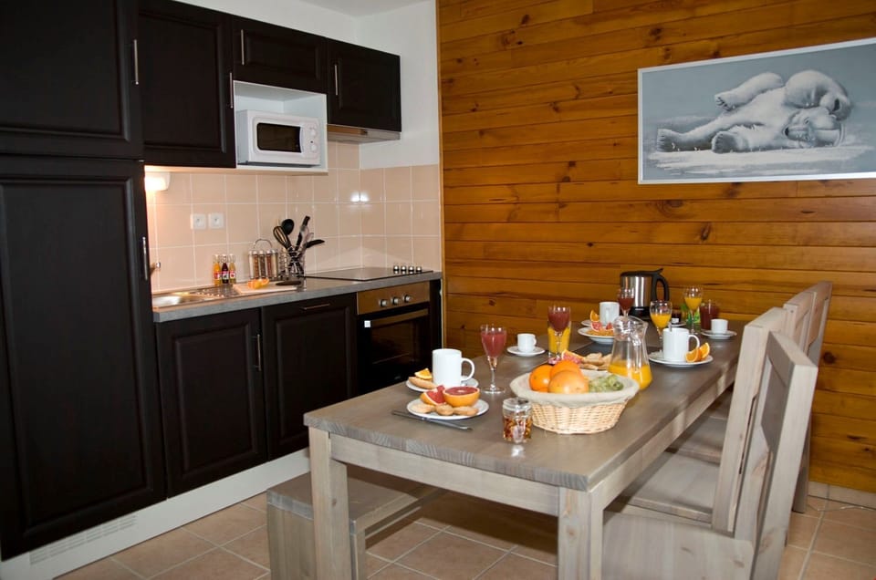 Cook up a storm in the simple kitchen.