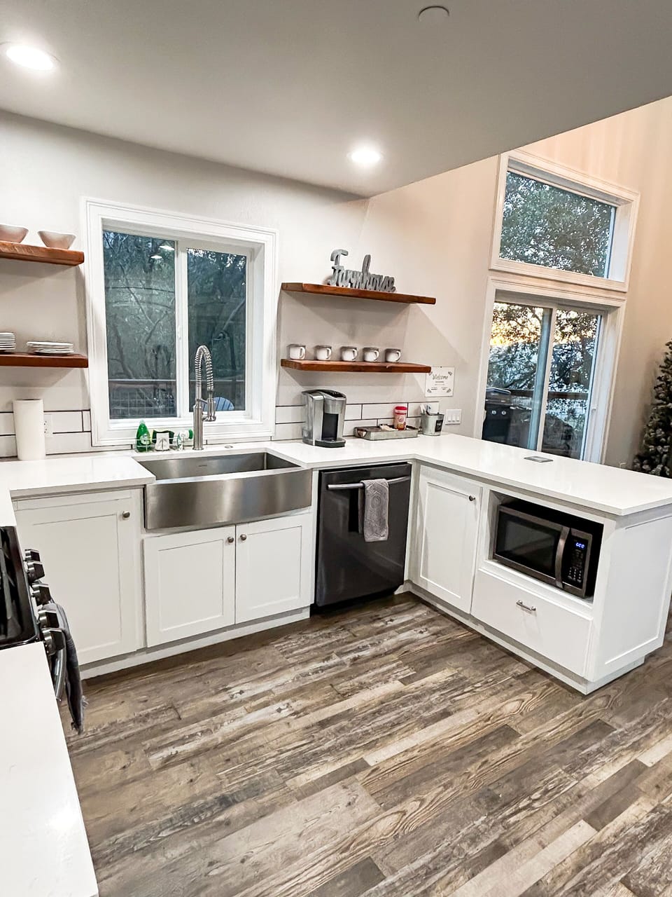 Kitchen with dishwasher and microwave