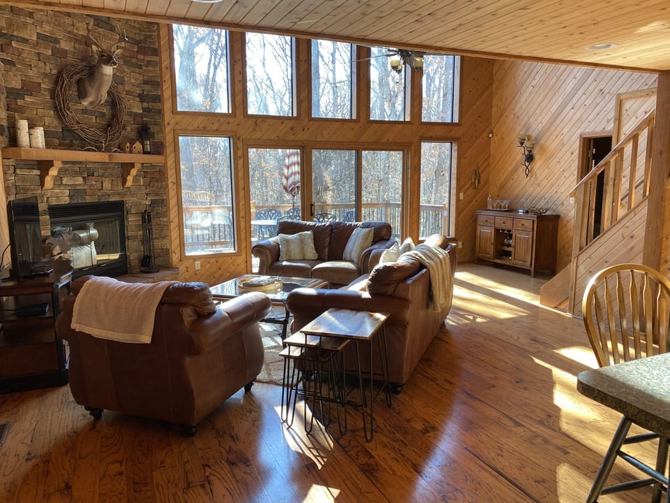 Main level entertainment area