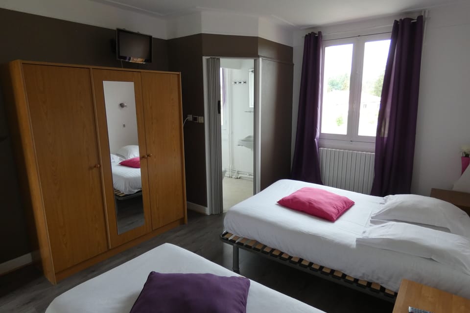 Premium Triple Room | Individually decorated, individually furnished, desk, free WiFi