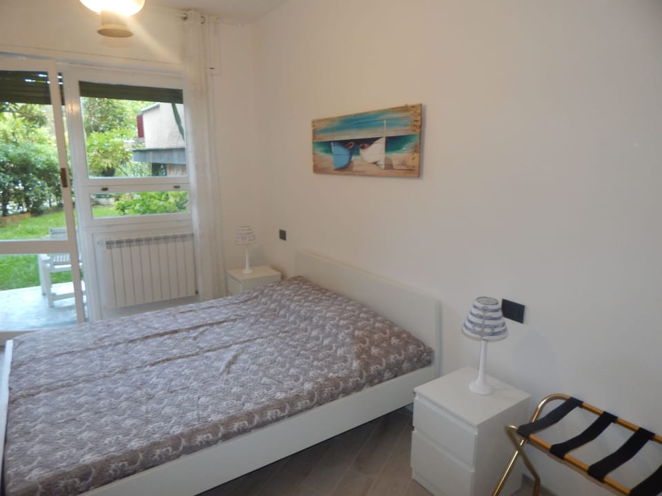 1 bedroom, desk, rollaway beds, free WiFi