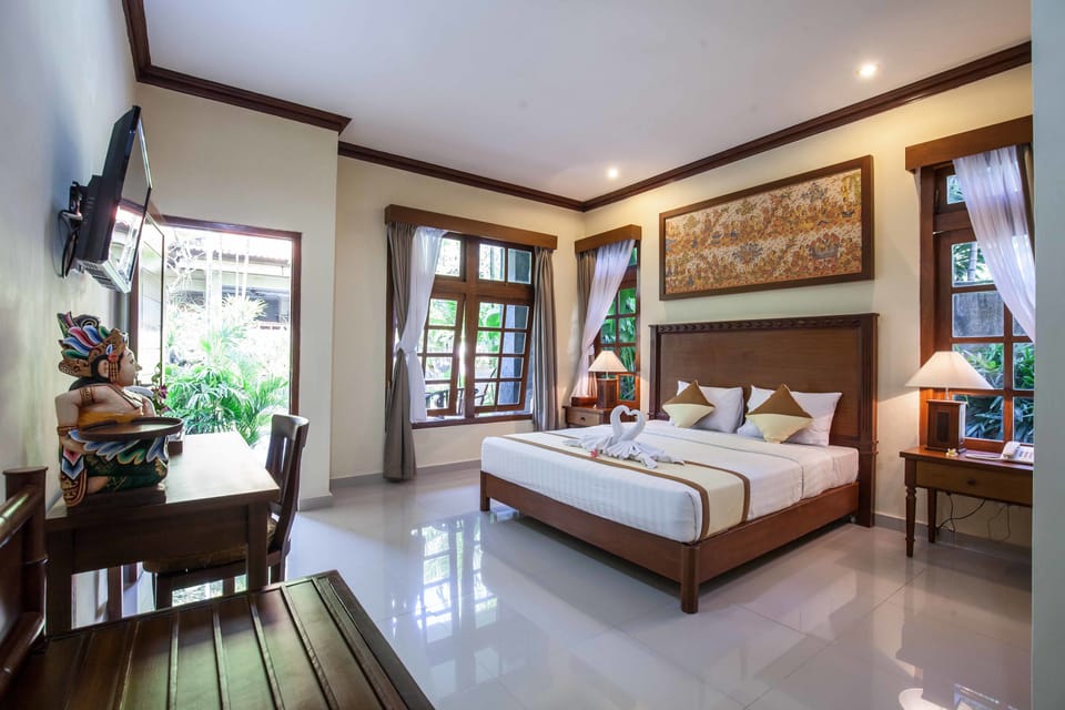 Superior Room | 1 bedroom, minibar, in-room safe, desk