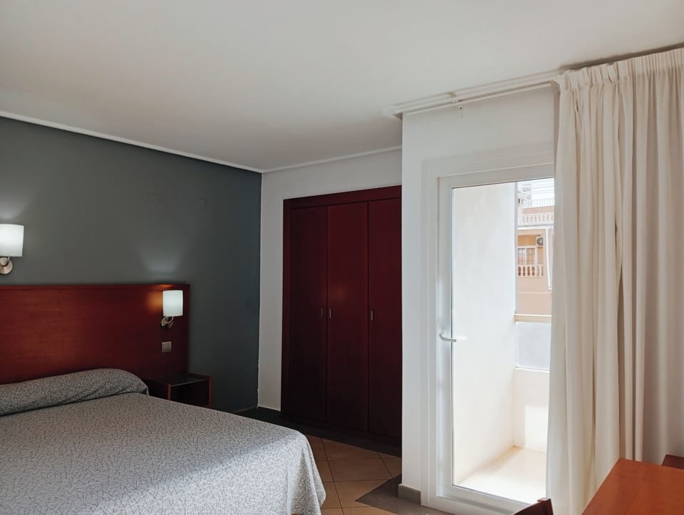In-room safe, desk, laptop workspace, blackout drapes