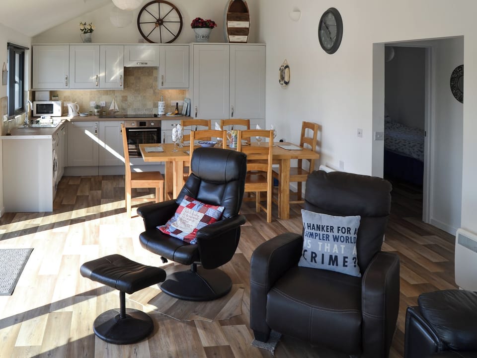 Open plan living space | Evening Glory, Brundall