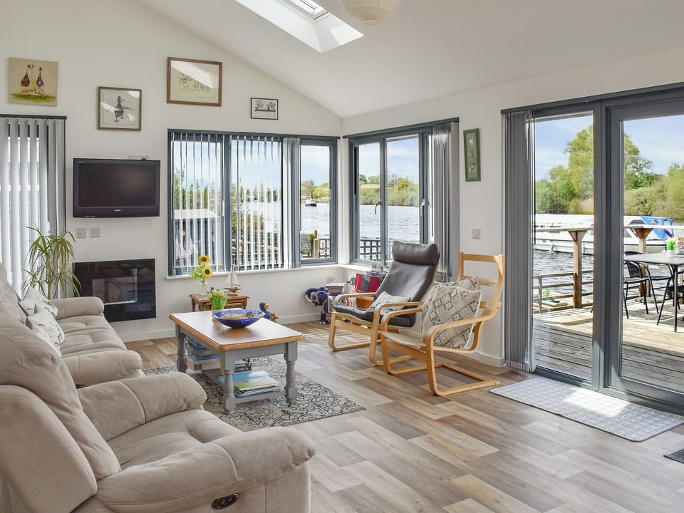 Living area | Evening Glory, Brundall