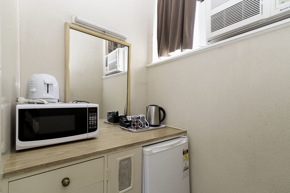 Double Room | Private kitchen | Fridge, coffee/tea maker