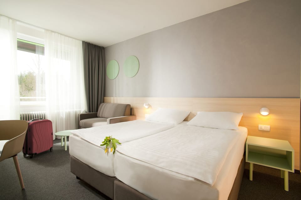 Superior Room, Balcony | In-room safe, desk, free WiFi, bed sheets