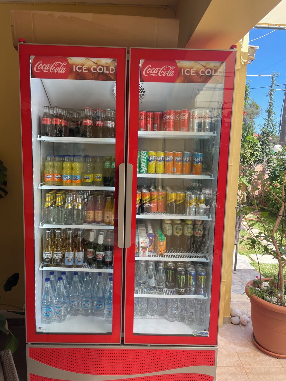 Snack bar