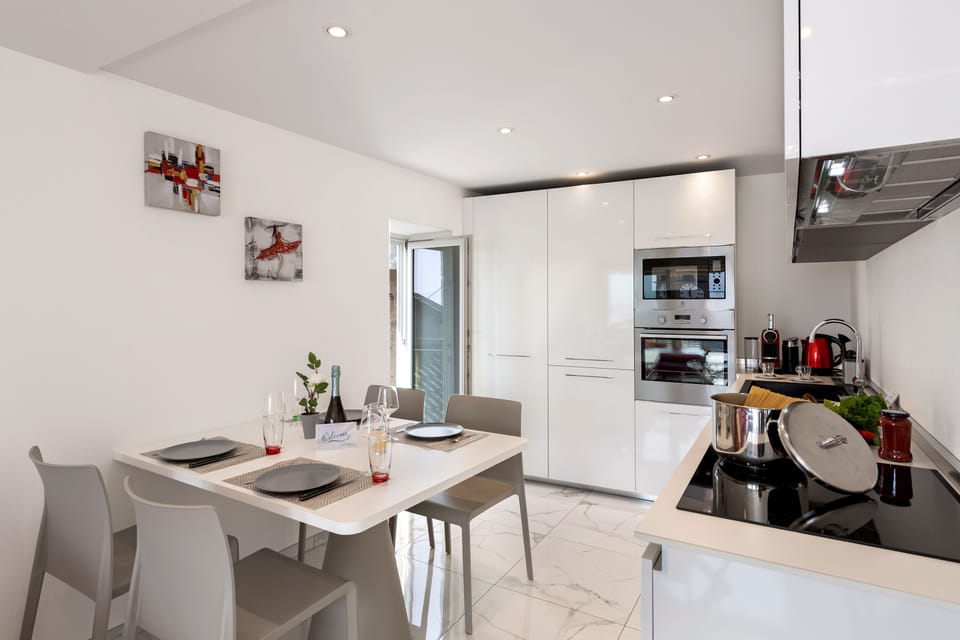 Kitchen and dining area