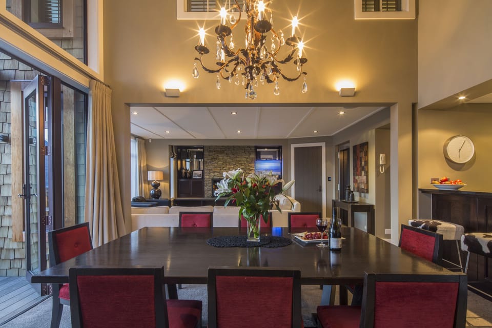House, 3 Bedrooms | In-room dining