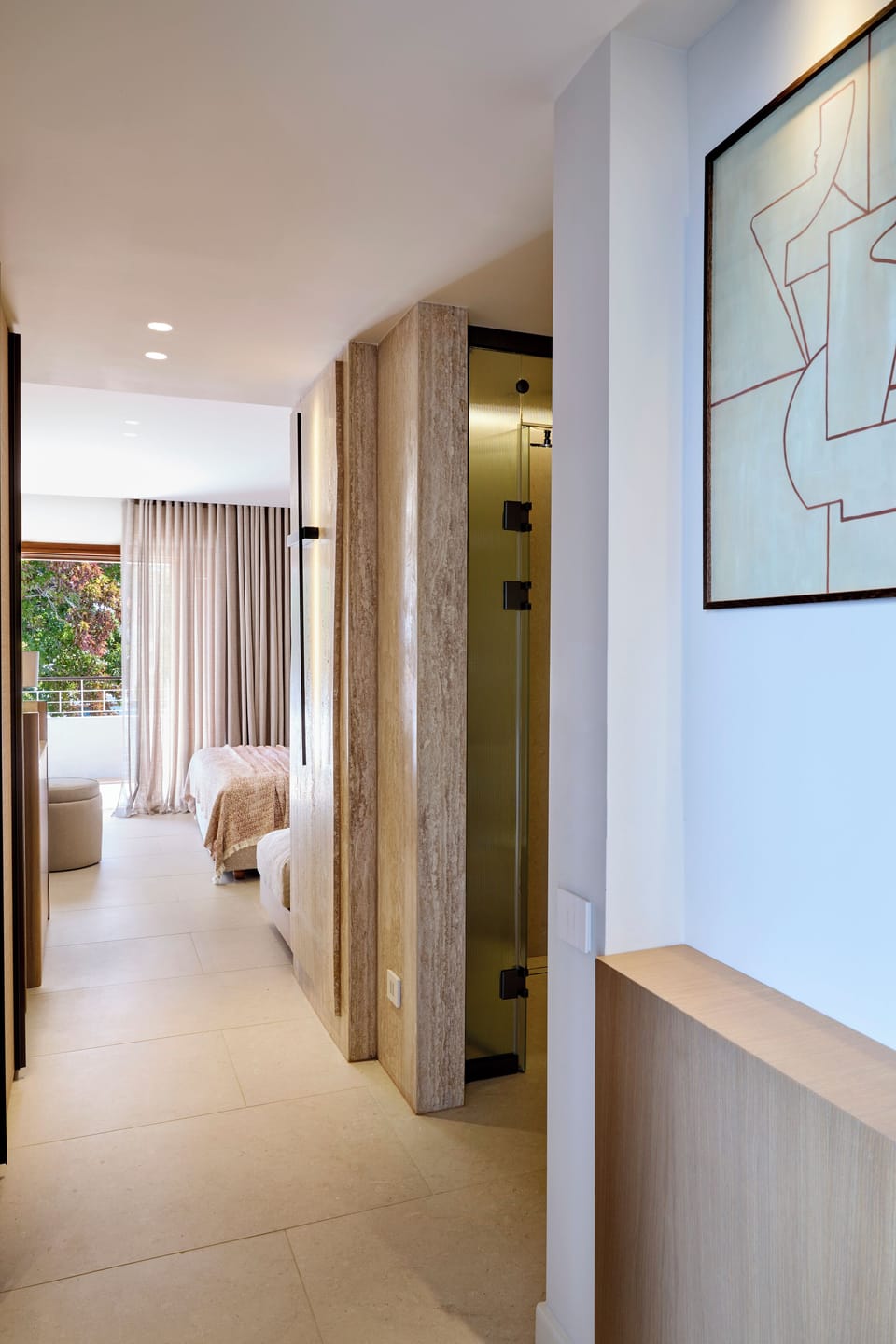 Signature Double Sea View | Down comforters, minibar, in-room safe, desk