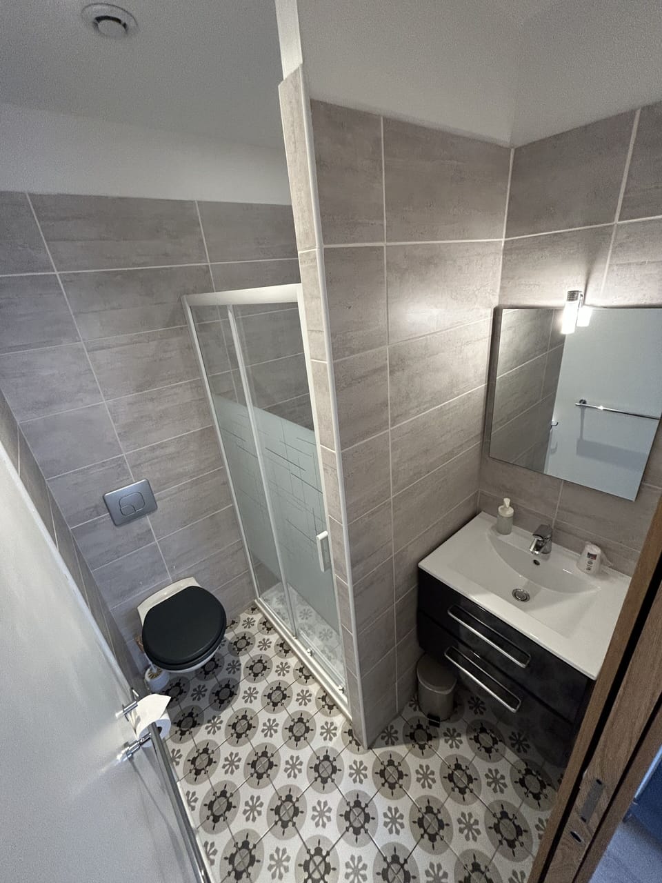 Economy Single Room | Bathroom | Hair dryer