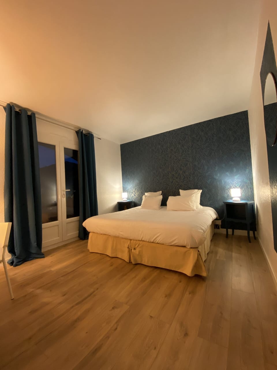 Comfort Double Room | Desk, iron/ironing board, free cribs/infant beds, free WiFi