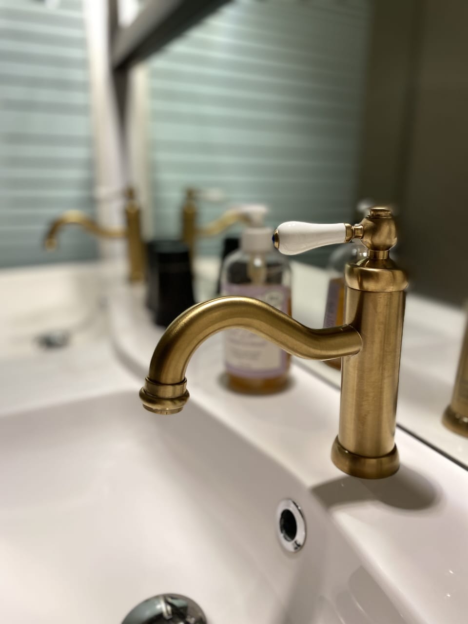 Superior Double Room | Bathroom | Bathtub, hair dryer, towels, soap