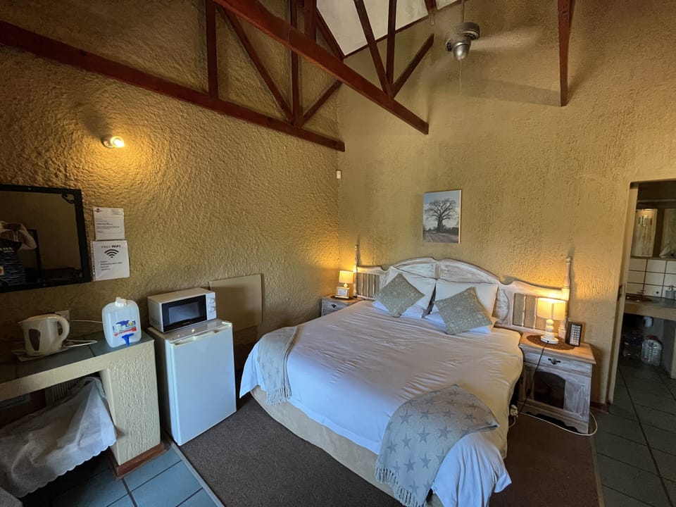 Double Room | 1 bedroom, Frette Italian sheets, premium bedding, Select Comfort beds