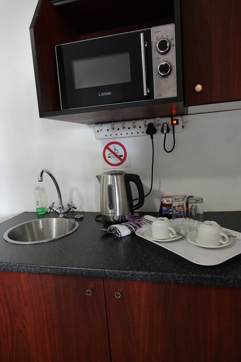 Deluxe Room | Private kitchenette
