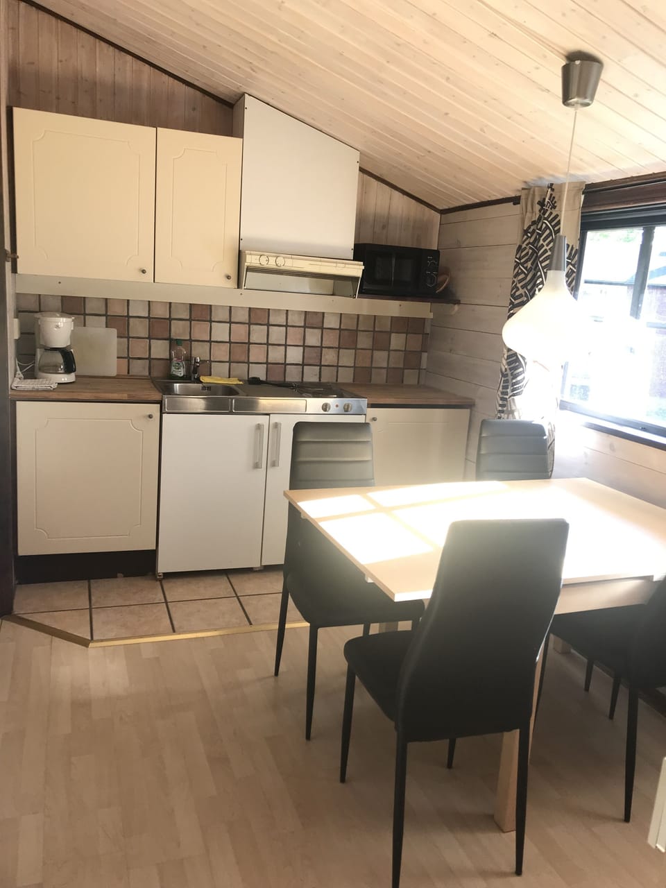 Standard Cabin, 2 Bedrooms | Private kitchenette | Fridge, microwave, stovetop, coffee/tea maker