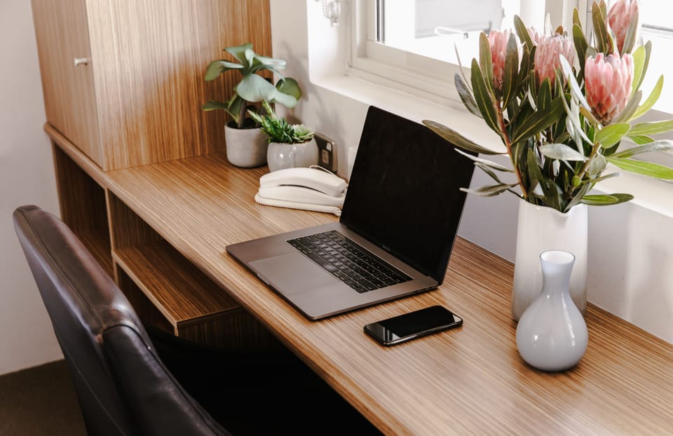 Desk, soundproofing, iron/ironing board, free WiFi