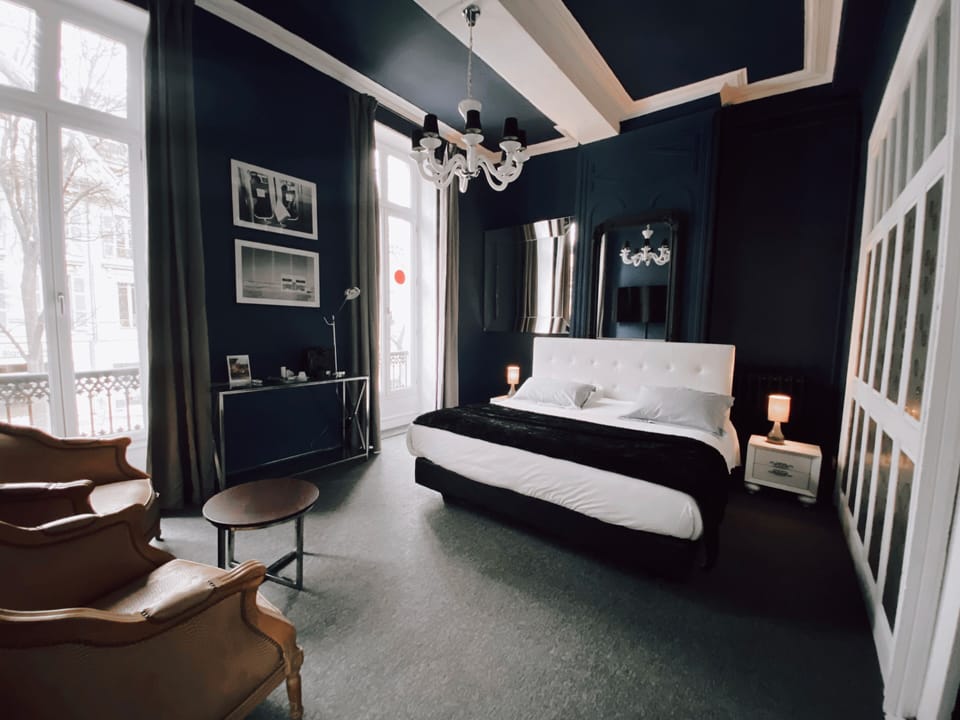 Exclusive Double Room | Individually decorated, individually furnished, desk, laptop workspace