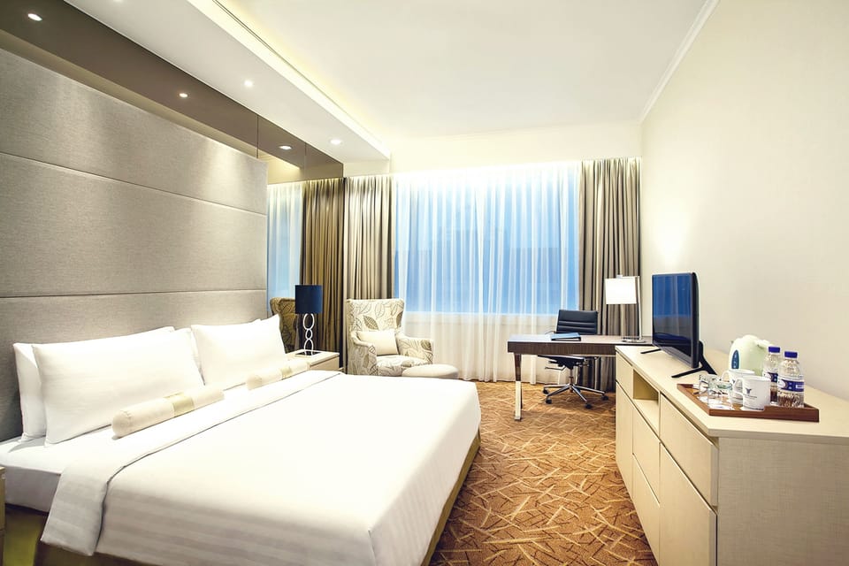 Executive Room | Premium bedding, pillowtop beds, minibar, in-room safe