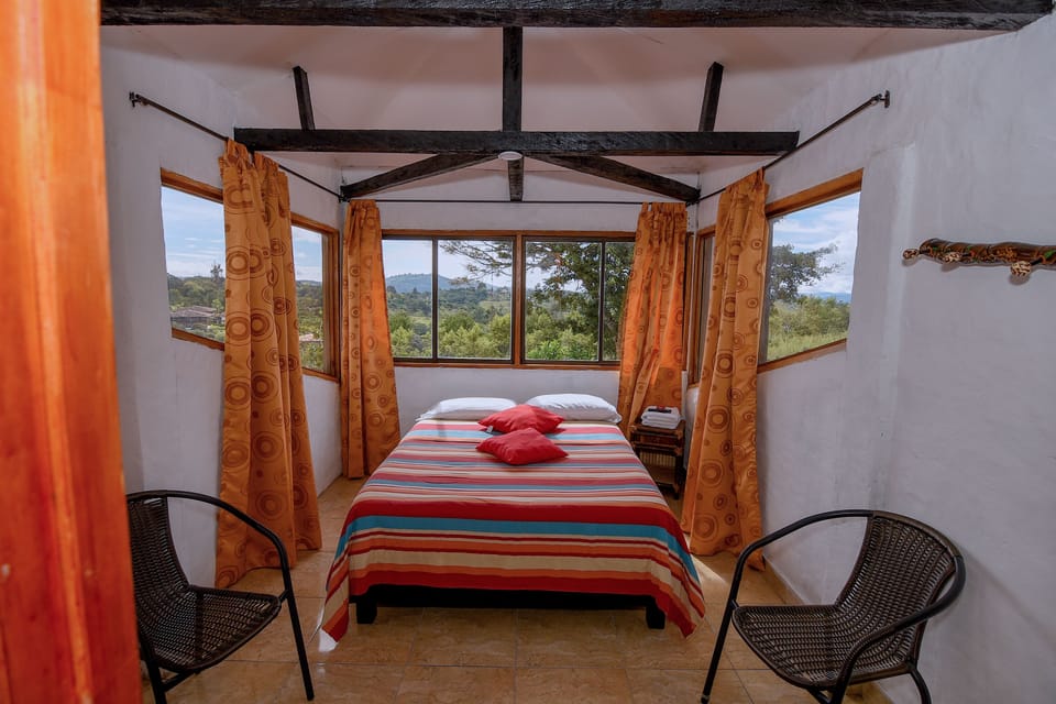 Standard Room, Mountain View | WiFi (free), bed sheets