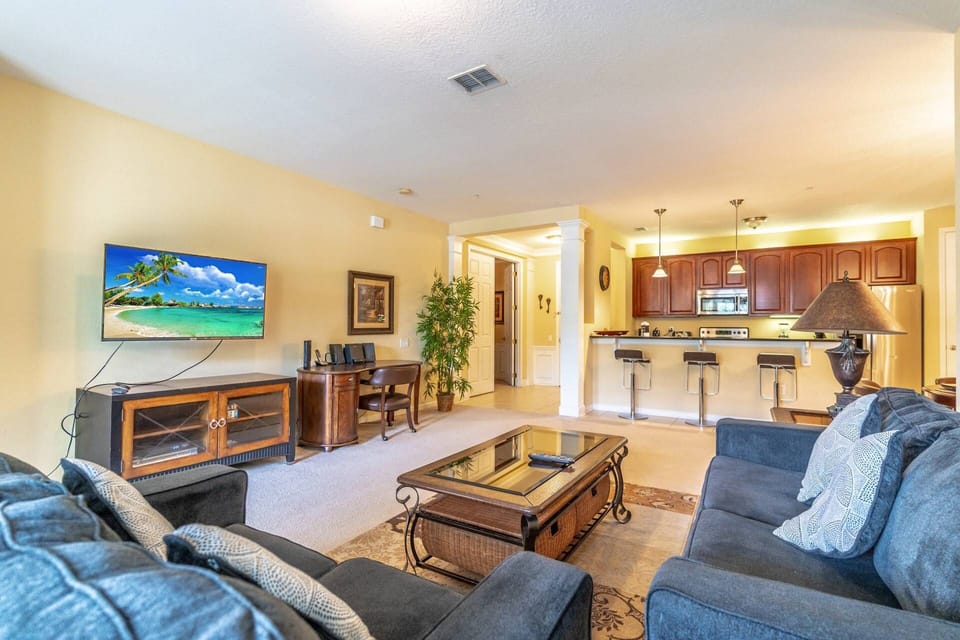 Living Area - View #5
