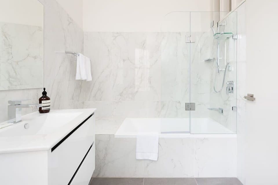 Modern Bathroom