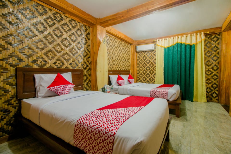 Family Suite | Desk, free WiFi, bed sheets