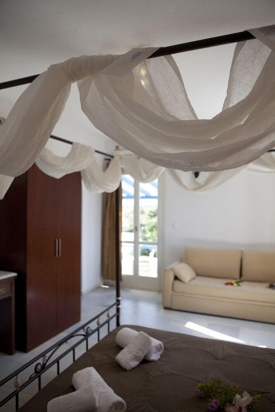 Studio (3 Adults) | In-room safe, rollaway beds, free WiFi, bed sheets