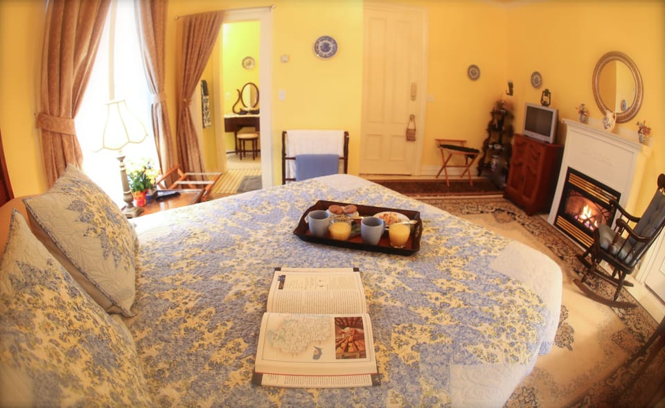 1 bedroom, premium bedding, individually decorated