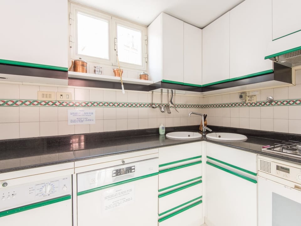 Apartment, 2 Bedrooms | Private kitchen | Full-size fridge, oven, stovetop, dishwasher