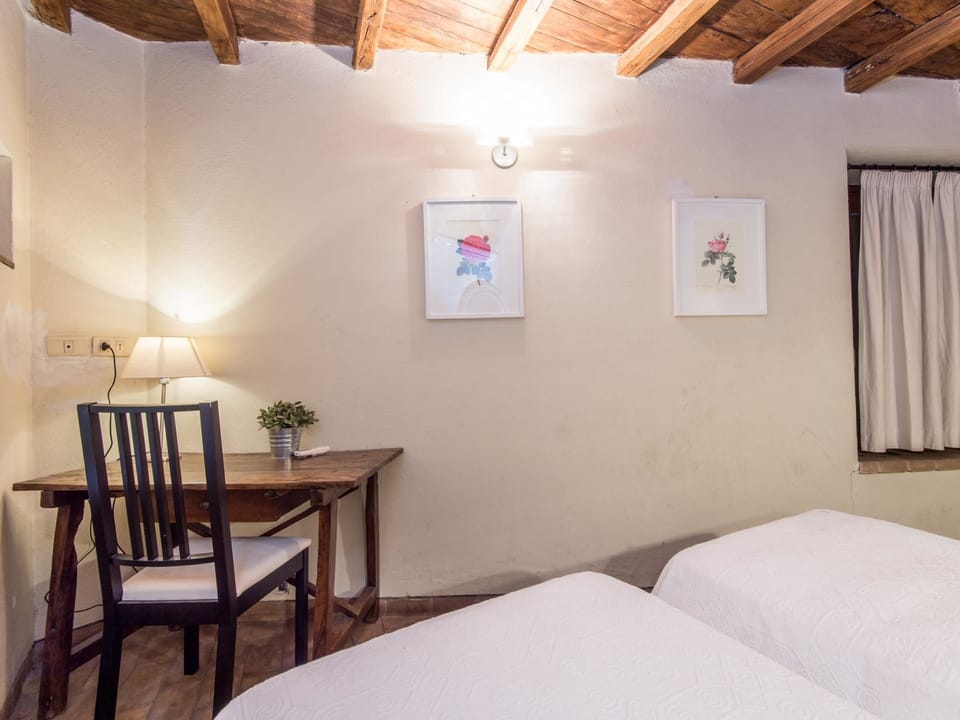 Apartment, 2 Bedrooms | 2 bedrooms, iron/ironing board, WiFi