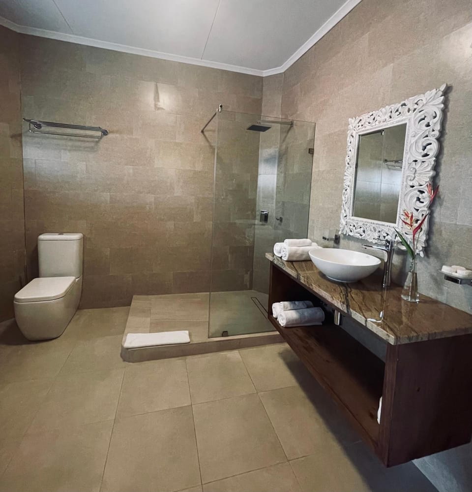 Free toiletries, towels