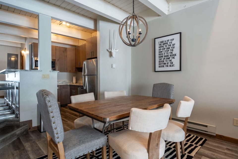 Seating for four at the dining room table