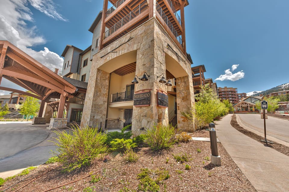 Entrance to property