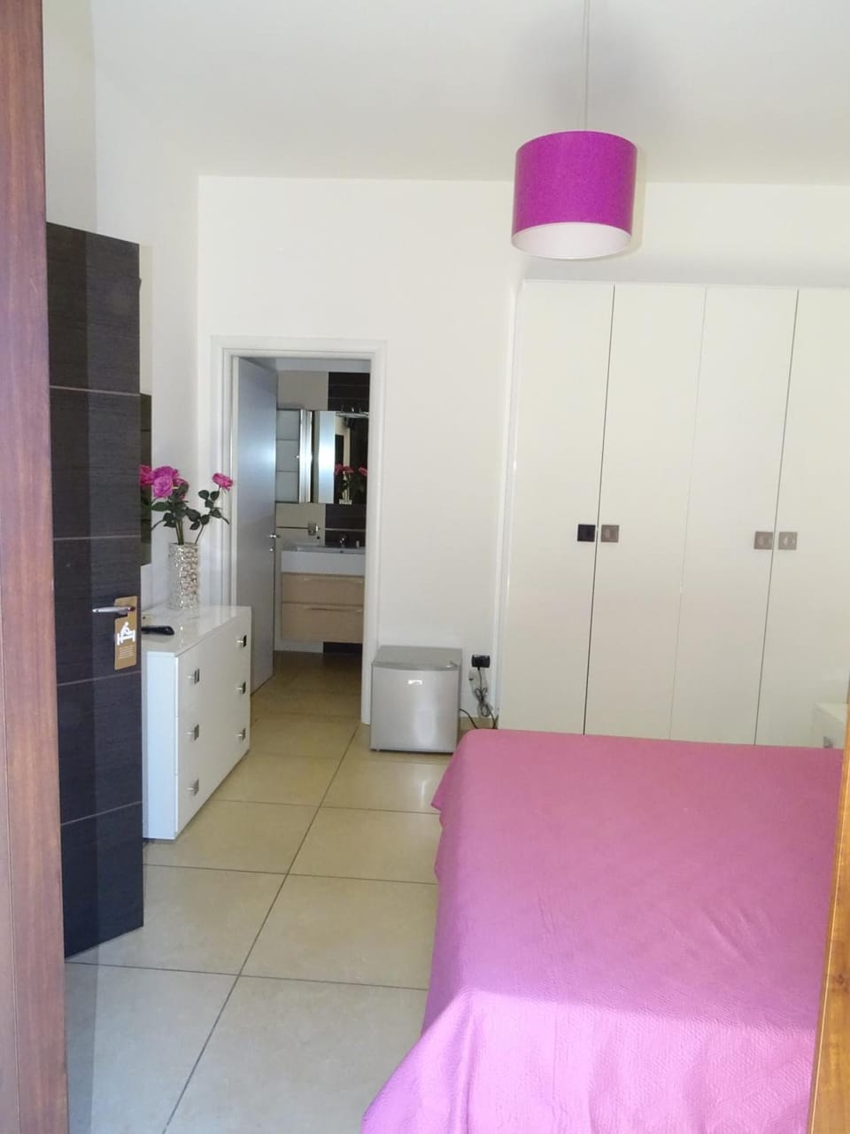 Desk, cribs/infant beds, rollaway beds, free WiFi