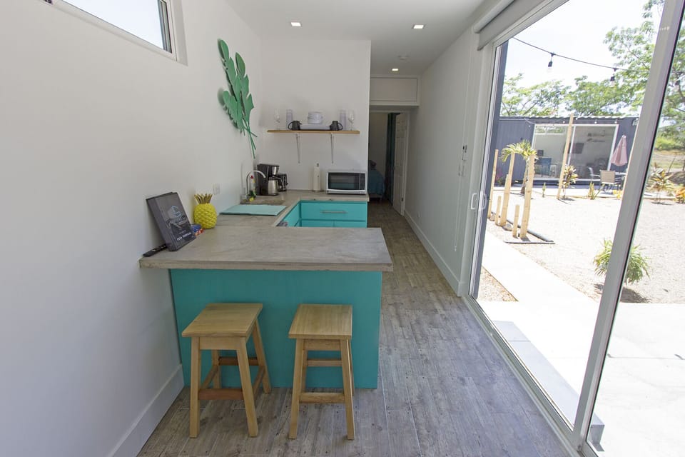 Kitchen with eating bar