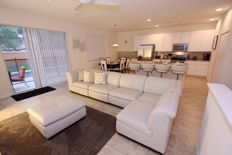 Beautiful Leather Seating and Flat Screen TV