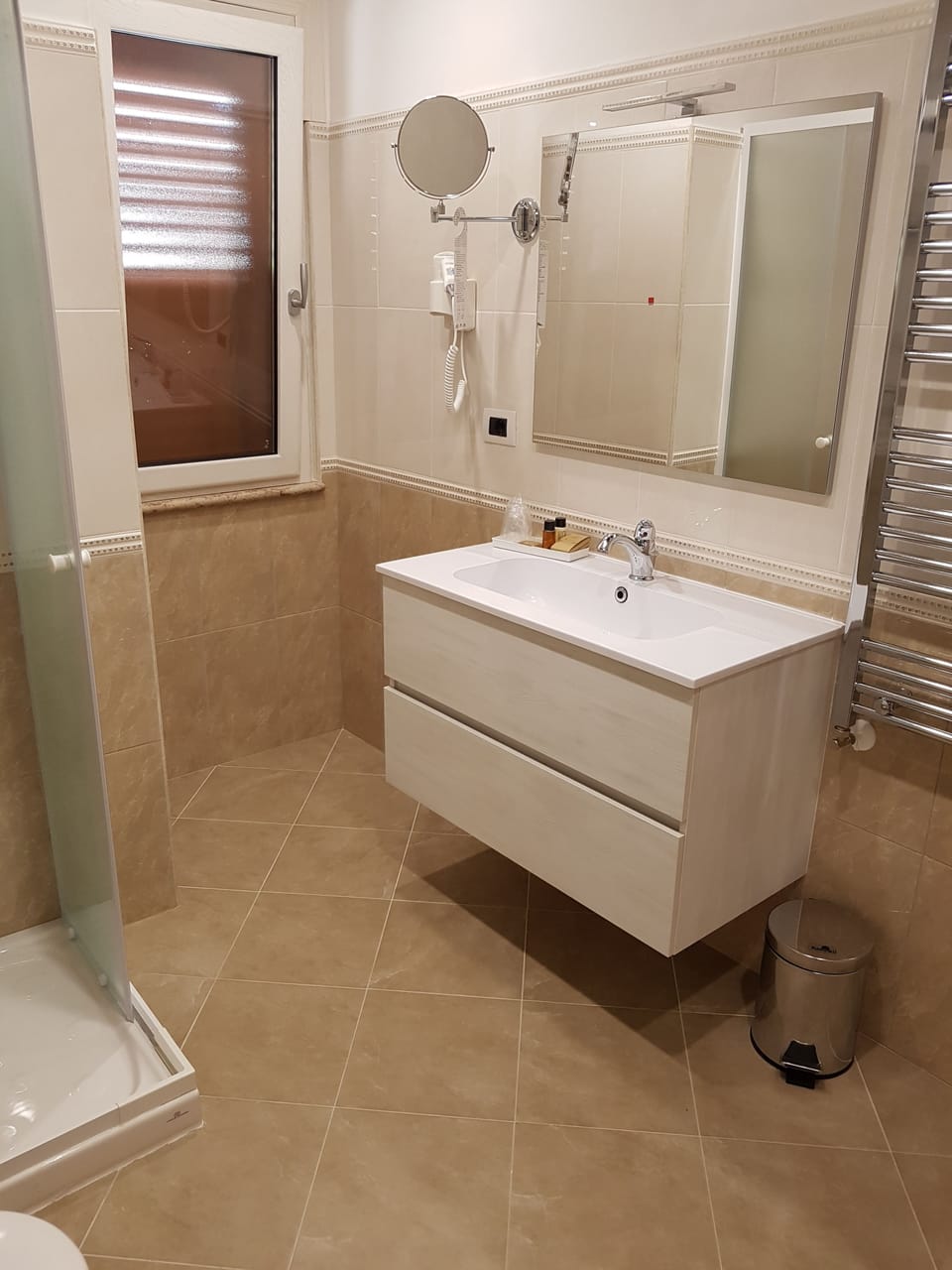Apartment, 1 Bedroom, Terrace | Bathroom | Shower, rainfall showerhead, designer toiletries, hair dryer