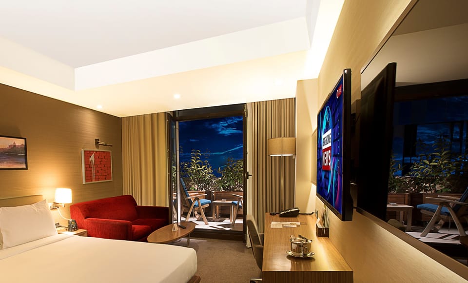 Deluxe Room, 1 King Bed, Terrace | View from room