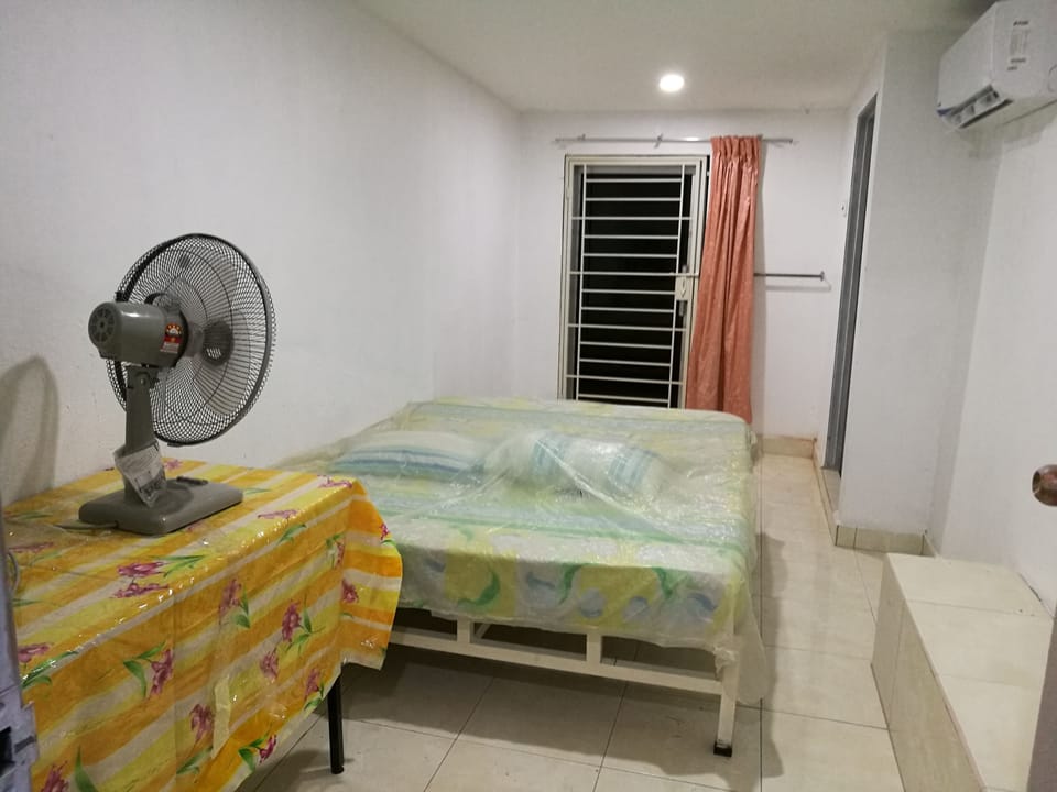 Comfort Double Room, 1 Queen Bed with Sofa bed, Smoking (1)