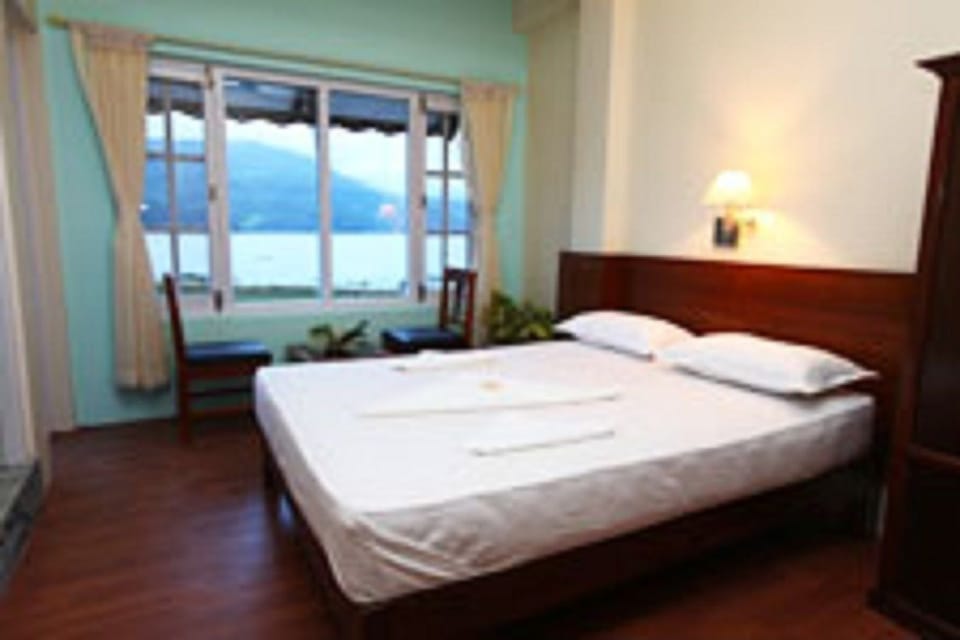 Deluxe Room | In-room safe, blackout drapes, free WiFi