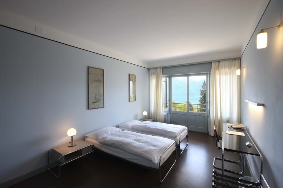 Double Room, Lake View (Bauhaus) | Hypo-allergenic bedding, desk, laptop workspace, iron/ironing board