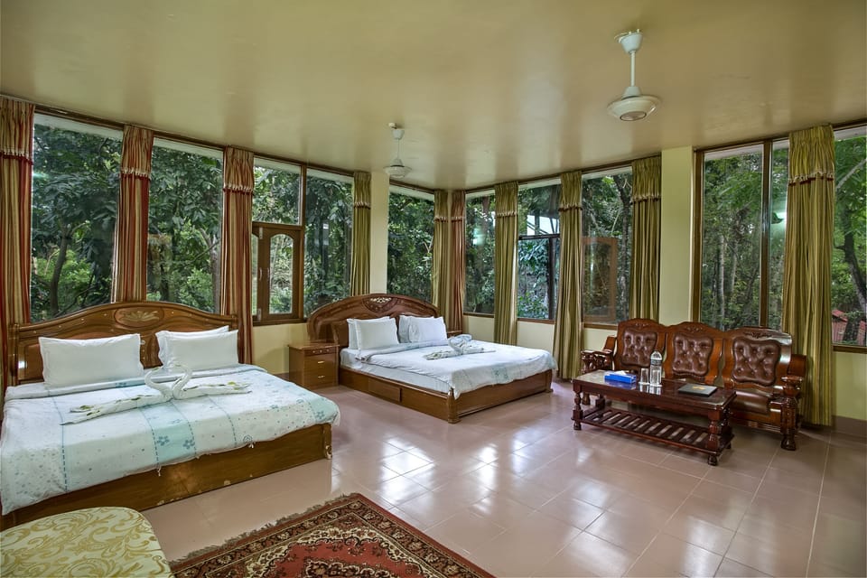Family Suite, Hill View | Premium bedding, in-room safe, desk, laptop workspace