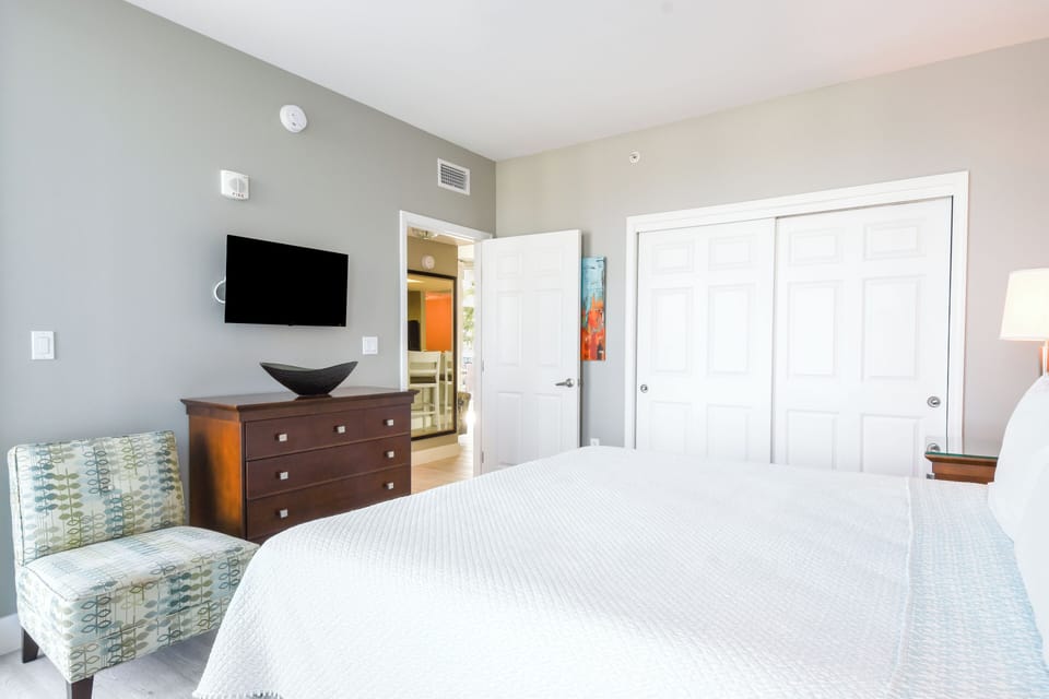 The Palms of Destin 2301 - Guest Bedroom