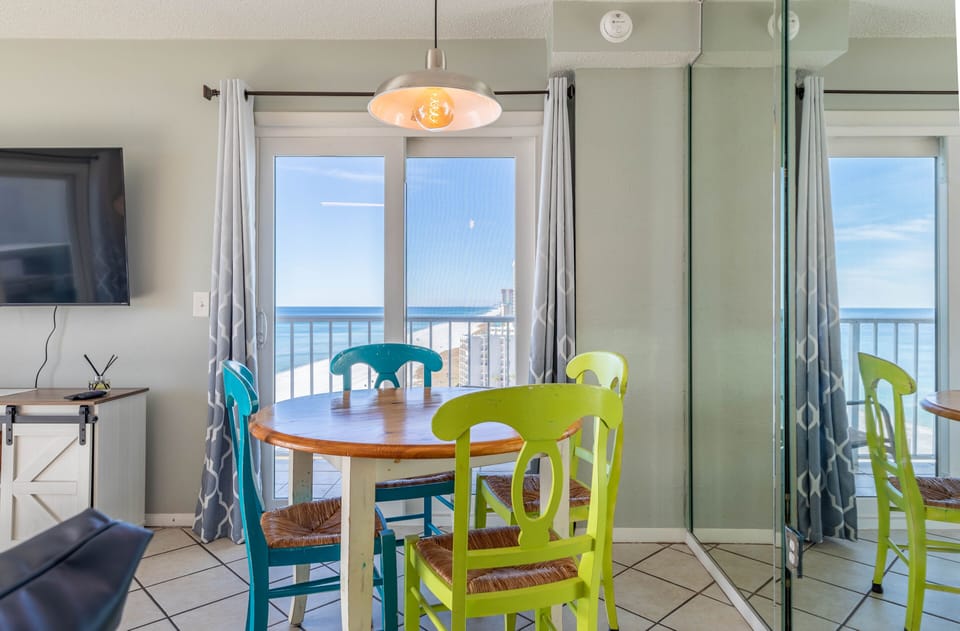 Dining Table with a View!