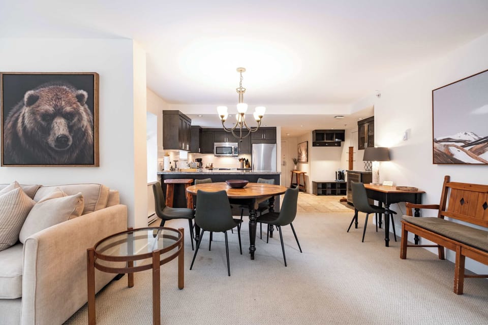 - Open-concept layout - Stylish Whistler vacation home for family and friends - Perfect mix of comfort, design, and mountain serenity